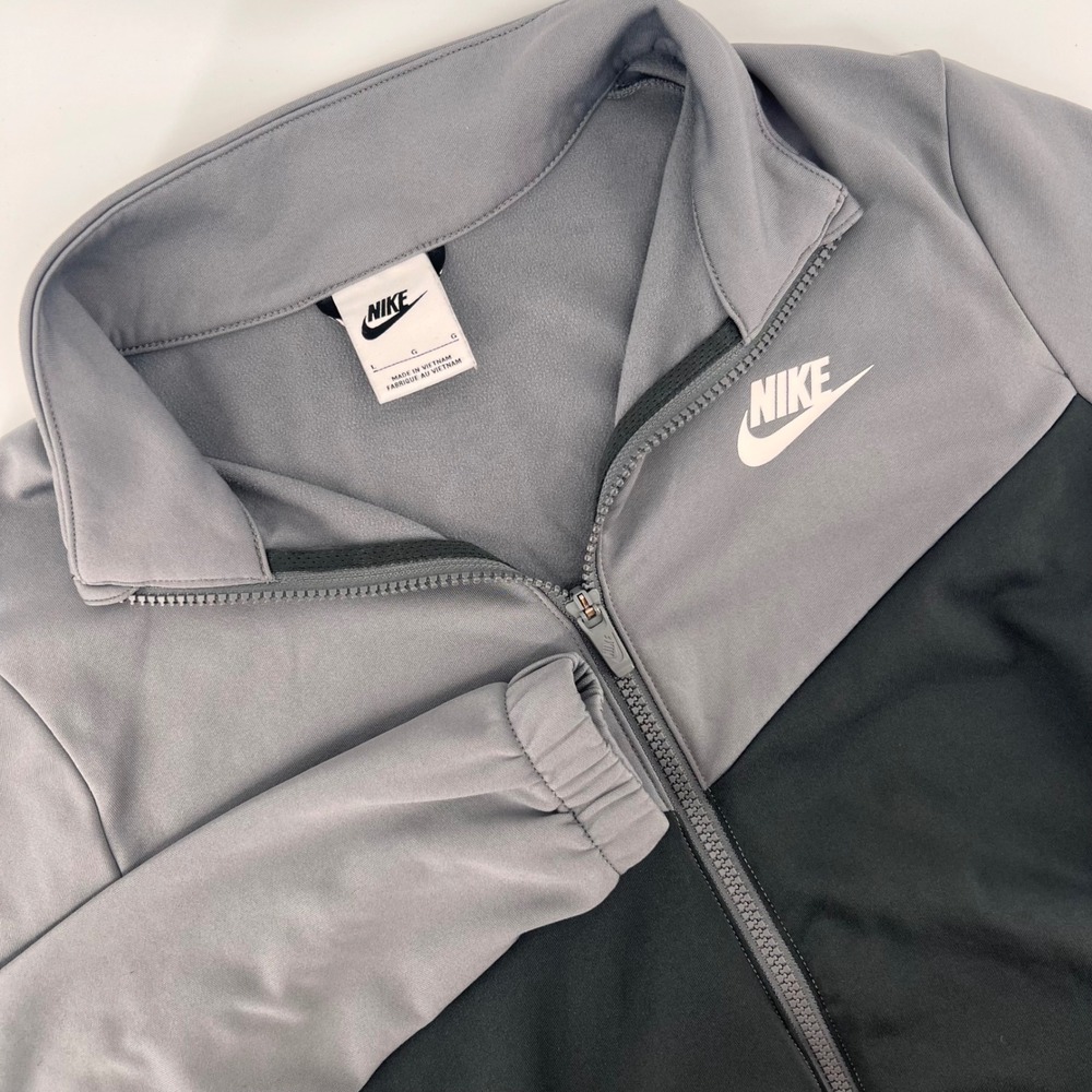Nike Kids Size Large Track Jacket Grey Charcoal Full Zip